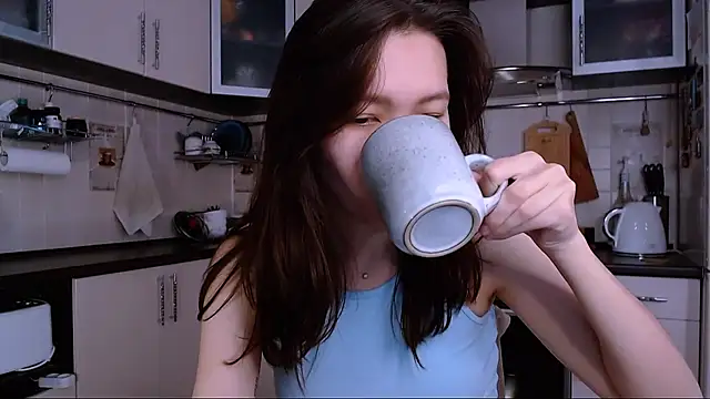 Kelly Yon online show from 03/27/26, 07:06