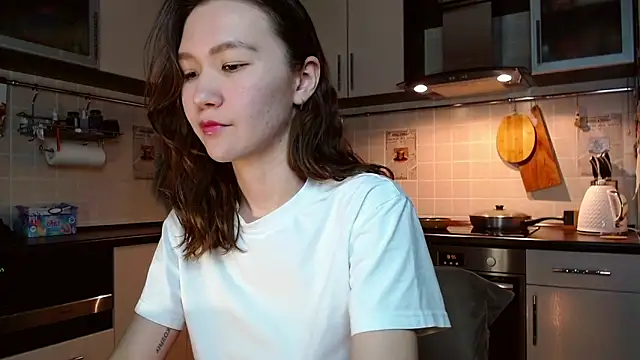 Kelly Yon online show from 03/14/25, 07:12