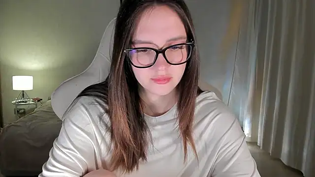 Sonia moon  online show from 01/15/25, 01:23