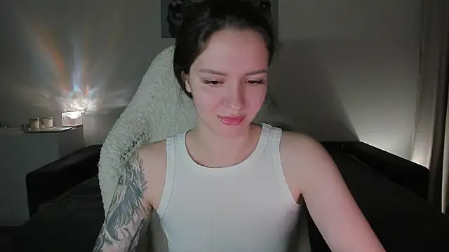 Sonia moon  online show from 09/22/25, 02:28