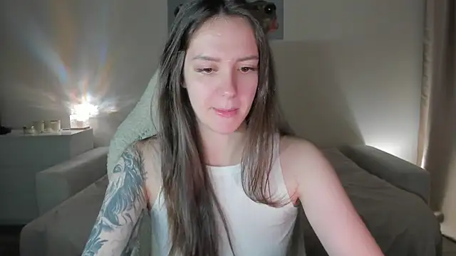 Sonia moon  online show from 10/04/25, 02:35