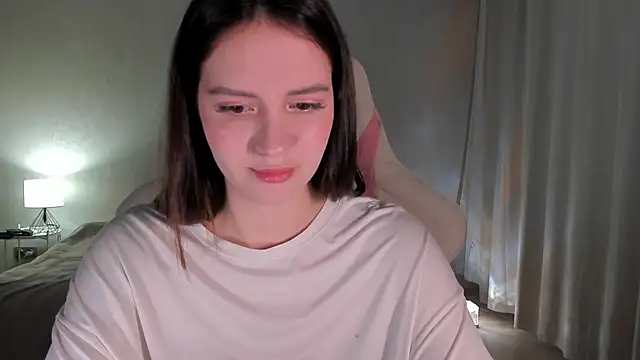 Sonia moon  online show from 01/21/25, 04:21