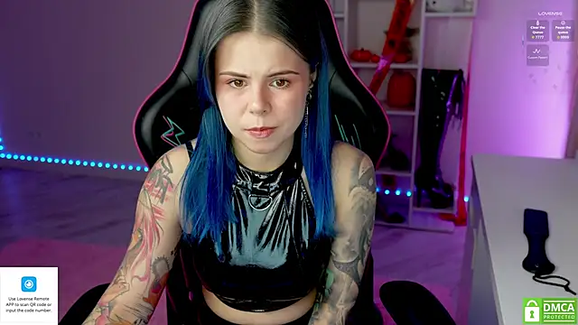 Latex Kitty online show from 11/08/25, 03:15