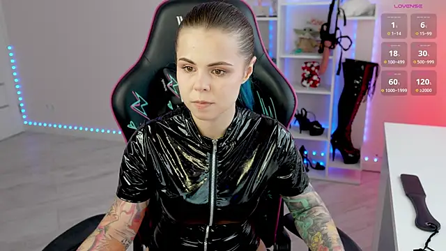 Latex Kitty online show from 06/09/26, 01:23