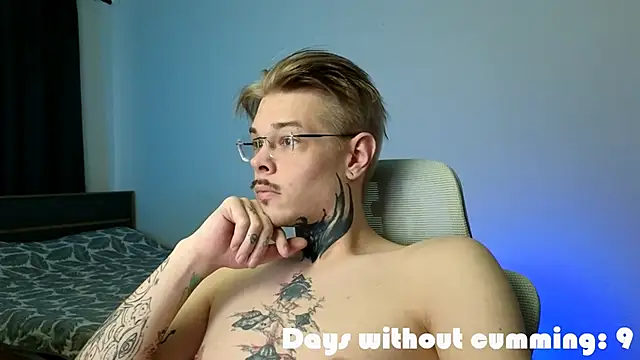 DENIS HERE online show from 04/28/26, 02:21