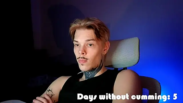 DENIS HERE online show from 04/24/26, 07:27