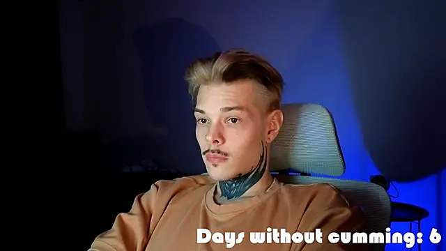 DENIS HERE online show from 04/25/26, 07:11