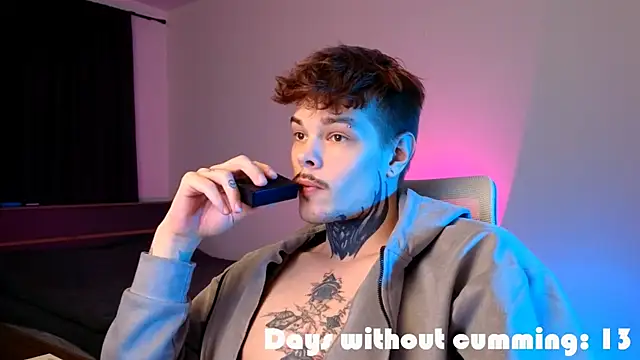 DENIS HERE online show from 03/10/26, 05:50