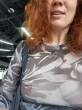 Exhibitionsplit online show from 04/08/26, 09:33