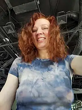Exhibitionsplit online show from 05/14/26, 11:40