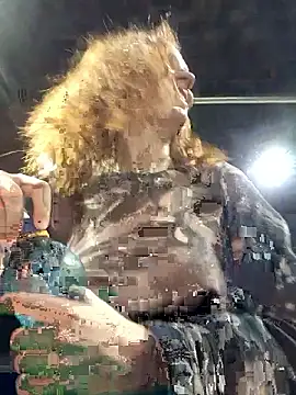 Exhibitionsplit online show from 03/06/26, 11:11