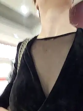 Exhibitionsplit online show from 01/15/26, 11:02