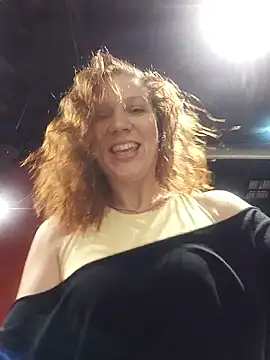 Exhibitionsplit online show from 02/21/26, 10:45