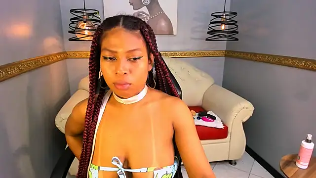 Naomi Tylers online show from 10/28/25, 12:33