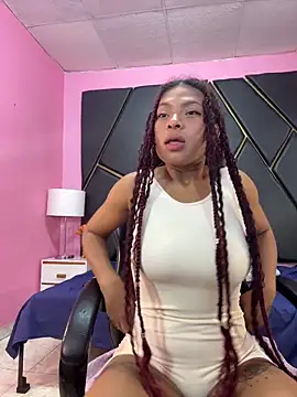 Snapshot of Naomi_Tylers chatting on 09/27/25, 11:00 Naomi Tylers online show from 09/27/25, 11:00