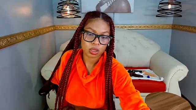 Naomi Tylers online show from 11/01/25, 10:25