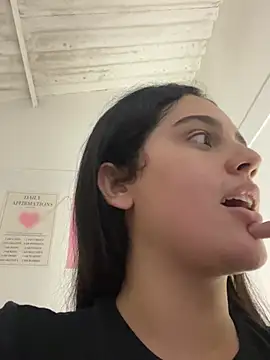 violet-333 online show from 03/10/26, 06:12