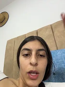 cristel 17 online show from 04/12/26, 02:48