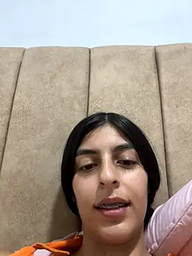 cristel 17 online show from 10/31/25, 01:35