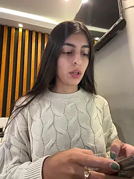 Snapshot of cristel_17 chatting on 06/22/26, 07:49 cristel 17 online show from 06/22/26, 07:49