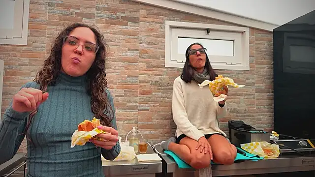 Snapshot of barfantasy chatting on 02/07/26, 12:35 barfantasy online show from 02/07/26, 12:35