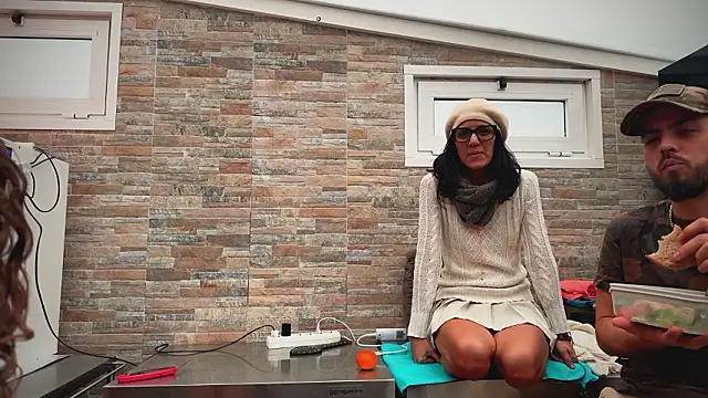 Snapshot of barfantasy chatting on 02/10/26, 11:20 barfantasy online show from 02/10/26, 11:20