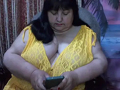 Snapshot of Nezsbudka chatting on 05/10/26, 02:59 Nezsbudka online show from 05/10/26, 02:59