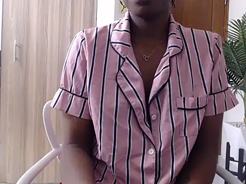 black   ghodess online show from 06/20/26, 11:37