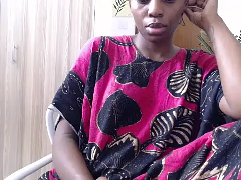 black   ghodess online show from 06/04/26, 07:24