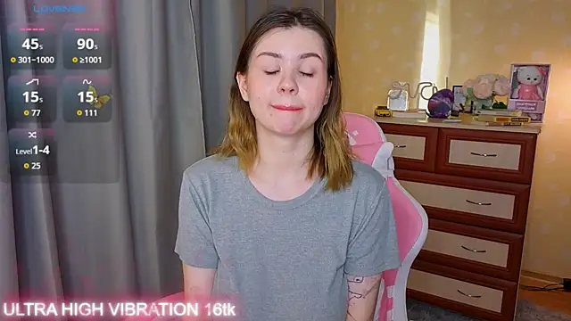 cutie mili online show from 11/14/25, 07:34