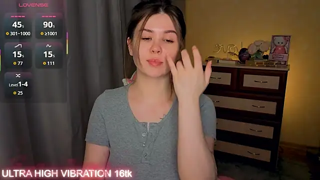 cutie mili online show from 04/01/26, 03:09