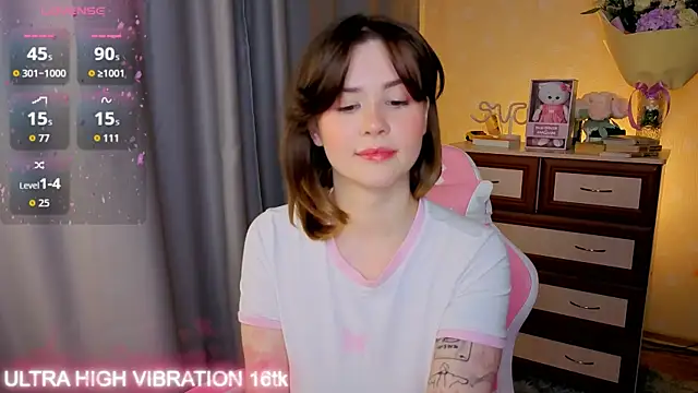 cutie mili online show from 10/22/25, 08:47