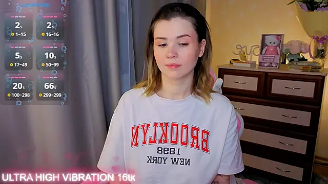 cutie mili online show from 10/25/25, 08:24