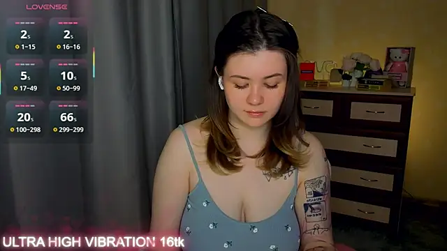 Snapshot of cutie_mili chatting on 05/12/26, 08:32 cutie mili online show from 05/12/26, 08:32