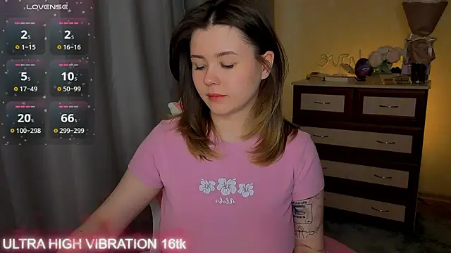 cutie mili online show from 03/19/26, 09:53