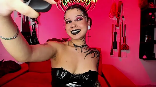 irregular fetish  online show from 03/26/26, 12:31