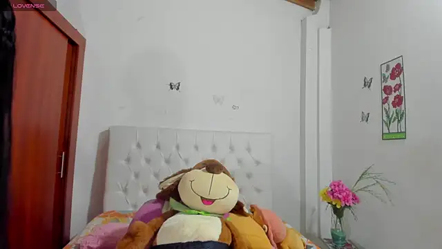 VenussVega online show from 06/02/26, 05:57