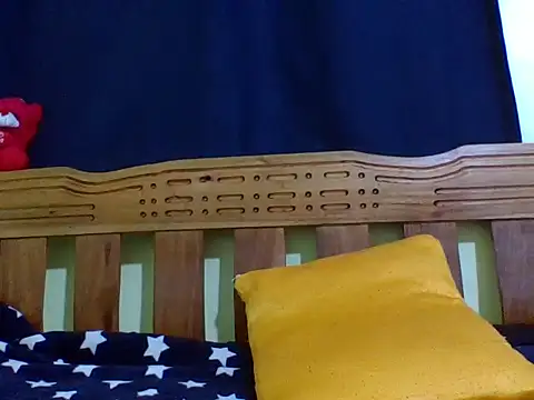 Snapshot of verginpussy01 chatting on 03/01/26, 07:47 verginpussy01 online show from 03/01/26, 07:47