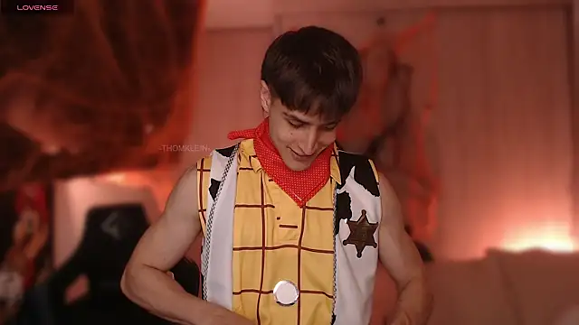 thomklein online show from 10/30/25, 07:22