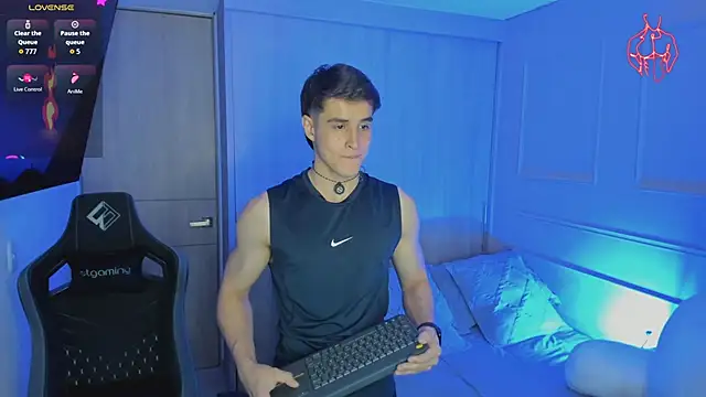 thomklein online show from 03/25/26, 07:24