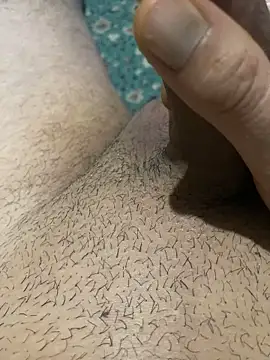 azginnn35 online show from 12/19/25, 12:47