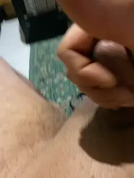 azginnn35 online show from 11/28/25, 12:44