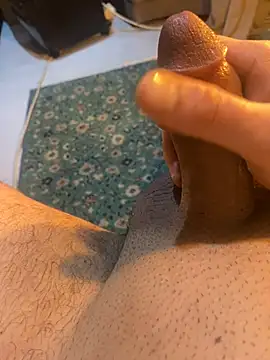 azginnn35 online show from 02/22/26, 11:28