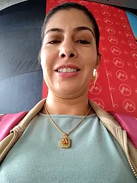 scarlett moore online show from 12/22/25, 04:07