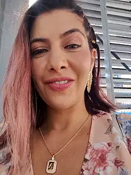 scarlett moore online show from 11/08/25, 02:20