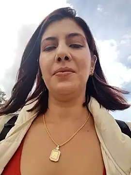 scarlett moore online show from 10/27/25, 02:07