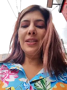 scarlett moore online show from 11/19/25, 03:45