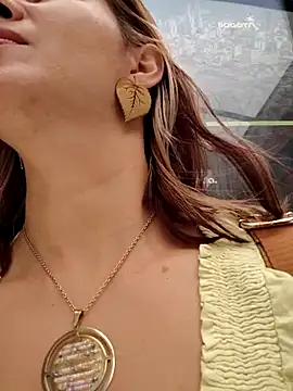 scarlett moore online show from 03/01/26, 04:40