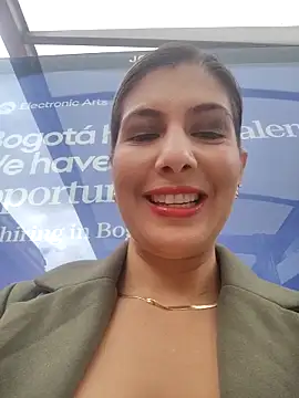 scarlett moore online show from 04/11/26, 03:38