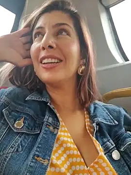 scarlett moore online show from 09/28/25, 02:02